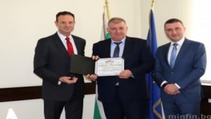 Bulgarian Customs Agency gets beneficial partnership certificate from US Defense Logistics Agency