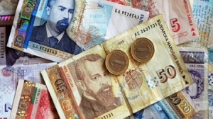 The Average Salary in Bulgaria Increases by about 10% in Recent Years