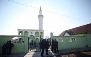 Bulgarian MP&#039;s Pass Law On Banning Burkas